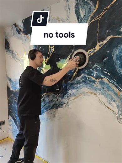 Applying Venetian Plaster by Hand