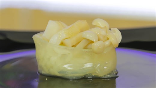 Tomato-Wrapped Butterfish Gunkan Sushi Tutorial