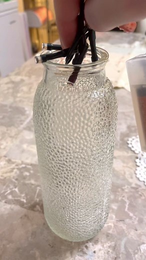 $3 patio light for summer nights 🌙 #dollartree #dollartreediy #dollartreehacks #dollartreecrafts #diys #dollartreesolarlights #solarlight #easydiys #easydiy #diyhomedecor #outdoordiy #outdoorlighting #outdoorlight #outdoorlights #outsidelights #easydiydecor #diytok #diytoks #diytiktok #learnontiktok #diydollartree #diydollartreehacks