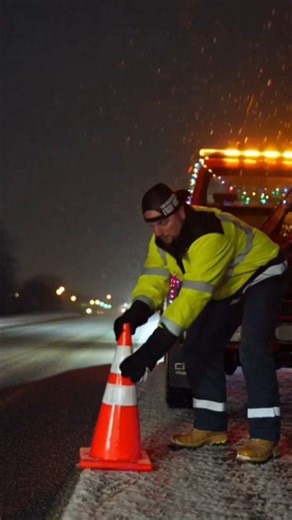 Slow down, move over! | Keep On Truckin'