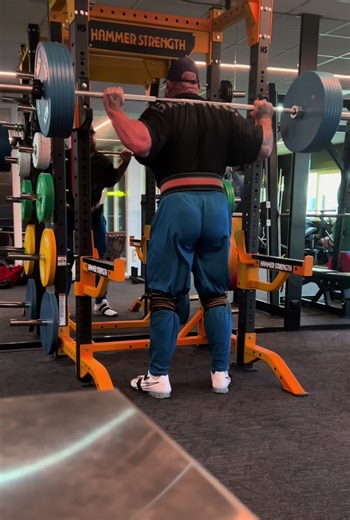 Who hits 6pps 4 reps? Look for the secret 🧃 in my bio! #tiktok #bodybuilding #biohacking #gym #fitness