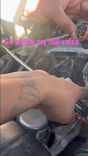 Changing the camshaft position sensor on the Camaro