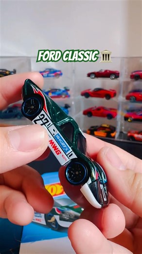 I almost missed this… Ford GT40 😮‍🔥