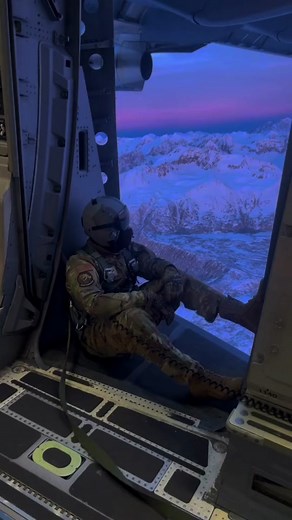 Air Force Loadmaster Experience on a C-17 Globemaster | Military TikTok