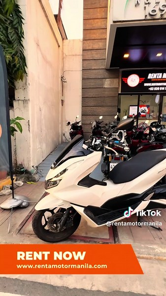 Your premium summer escape starts here. ☀️ Whether it's a city run or a long ride, experience smooth handling and absolute peace of mind with our fully-inspected Honda PCX 160. Premium scooter rental in Metro Manila—made completely hassle-free. Book your unit today at www.rentamotormanila.com! #HondaPCXRental #ScooterRentalPhilippines #RentaMotorManila #MotorcycleRentalManila
