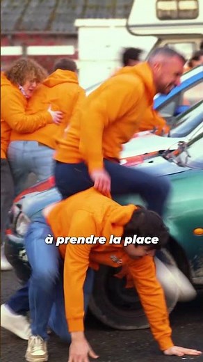 THEY'LL NEVER ALL FIT IN THAT CAR #carinsurance #lolivierinsurance #accident