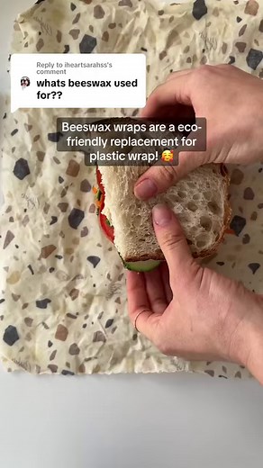 269K views · 3.5K reactions | Beeswax wraps are great for so many things! Wrap up sandwiches, cheese, bread, fruits, veggies, baked goods - and more! Just make sure your food is totally cooled down before wrapping ❄️ #beeswaxwraps #ecofriendly #plasticfree #reusable #protectourplanet #ecofriendlyproducts #zerowastelife | Goldilocks Goods | Facebook