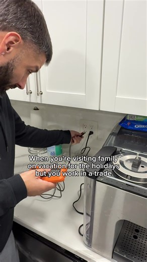 Essential Tips for Electricians on Vacation