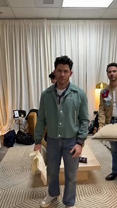 2.6K views · 251 reactions | Jonas Brothers on TikTok: LOUDER FOR JERSEYYYYY ‼️ @snooki #JoeJonas #NickJonas #KevinJonas #Jonas #JonasBrothers | Follow @jonasdailynews_ for more. | Jonas Brothers Daily News | Facebook