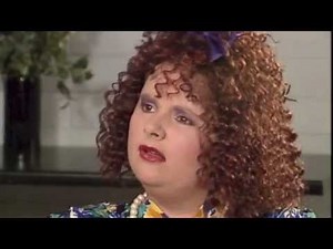 [FAST FORWARD] Pixie-Ann's Great Entertainment Moments - Pixie-Ann interviews "Johnny Farmhand"