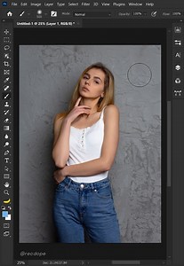 Background smoothing and color change #graphicdesign #photoshoptricks #tutorial #art #photoshop #designer #photography #tips #adobe #creative #photoshoptutorial #adobephotoshop | Recdope