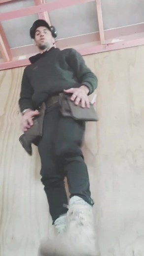 Hit it#hititdancechallenge #foryoupage #fyp #builder