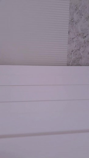 Adult Hand Movements in Close-Up Video