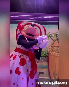 Minnie Sleeping on Make a GIF