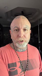 To funny. And a message. #2bebetterpodcast #marriagehelp #marriageproblems #relationships #love | 2 Be Better Podcast