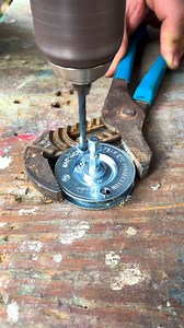 This drill Powered skateboard actually works . Rednecks can build anything 🤣 | Catfish Cooley