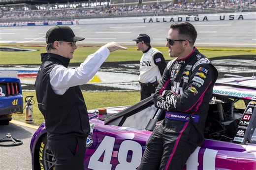 Jeff Gordon sends a strong message after Alex Bowman’s ‘fight’ for a 2025 NASCAR playoff spot