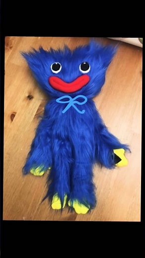 making a mini Huggy Wuggy doll #huggywuggy #poppyplaytime #sewing #craft #crafts #plush #diy #games