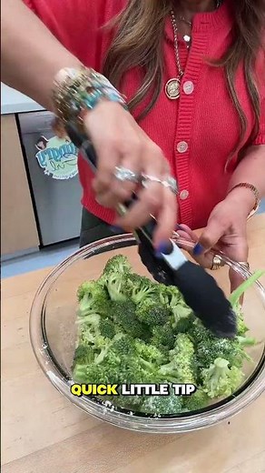 Hungry Girl: Air-Fryer Lemon Parm Broccoli