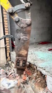 Powerful Hydraulic Breaker Demolition: Breaking Concrete & Masonry Foundation