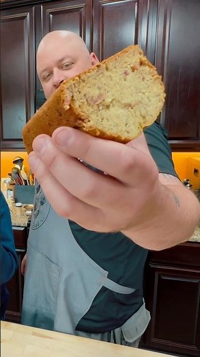Chef Dad’s Banana Bread: The Crust is Key to Perfection!