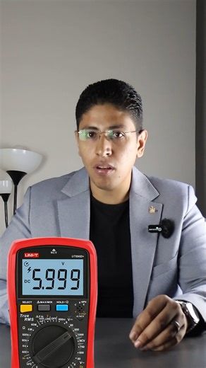 خلى بالك لو لمبة ال Check Engine نورت فجأة فى العريبة ✅ #ENGOVATION #مشاكل_المحرك #Start_Problem #مش_هتصدق_السبب #موتور_مش_بيرضى_يدور #حياتك_ميكانيكا #ميكانيكا_العربيات #صيانة_العربيات #افهم_عربيتك #car_tips #mechanic_egypt #تعليم_ميكانيكا #جرب_بنفسك #car_problems #explore #ترند #viral #اكسبلور #Car_Diagnosis #عربيتك_مش_بتدور #Check_engine | Engovation Automotive Hub