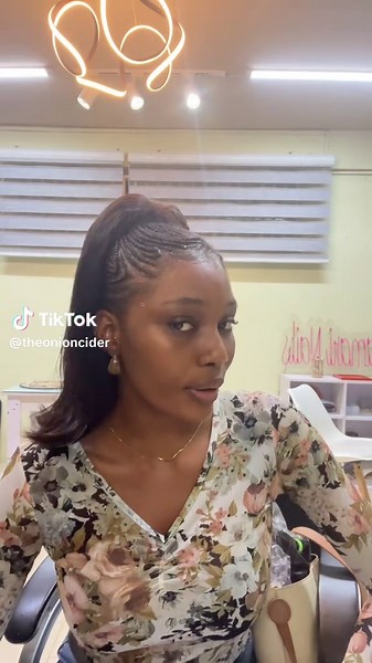 Princess Hairstyle Tutorial: Styling Hair with Elastic Bands and Braids