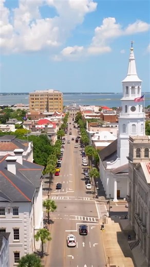 Vacation in Charleston looks like this—historic streets, pastel homes, and stories waiting around every corner. With so much to take in, start with a walking tour. You’ll see more, learn more, and love every step… And not just any walking tour—Walks of Charleston is the best (we may be biased, but come see for yourself—you won’t be disappointed!)😉 #WalksofCharleston #charleston #charlestonsc #charlestonsouthcarolina #ExploreCharleston #chs #chsdaily | Walks of Charleston