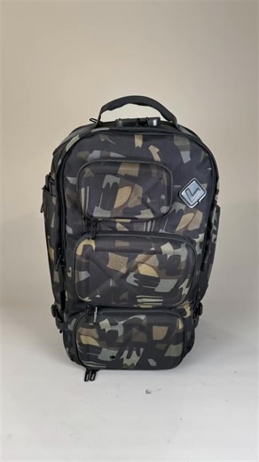 🎉 New Year, Who Dis? Ready to level up your daily grind and travel style? • Up to 50% off commuter backpacks & accessories • Extra discount at checkout - limited time only! Grab the deal before it's gone! www.veriatravel.com | Veria Travel