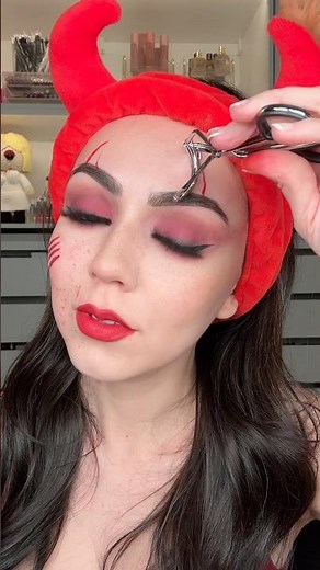 Easy last-minute Halloween makeup (devil makeup) #makeuphacks