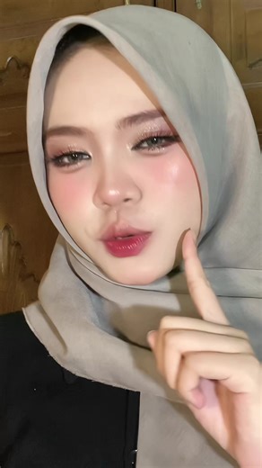 Tutorial Makeup Simpel untuk Lebaran