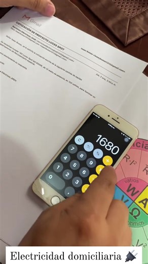 358K views · 11K reactions | ¿Ya sabías esta Fórmula? Aquí te explico paso a paso. #electricalwork #electrician #electricity #handyman #electricista #electricidad #LearnOnTikTok #electriciansoftiktok #tutorials #AprendeEnTikTok #aprendeconmigo #ingenieria #ilumination #ledlights #tutorial #ohm | Soluciones Solares Brillantes Y Electricidad | Facebook