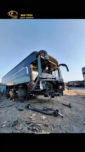 BUS TECH POONAMALLE CHENNAI⭐ Enquiry:9566267634,9884427340 #accident #bus #bodycracking #instagram #business #workhard #white #black #instalike #reels #bodybuilder #carbodyrepair #accidentrepair #busbodybuilding #viral #kerala #keralabuslovers #aleppey #aleppybackwaters #volvobus #scania #leyland #tatabus #eicher #chennai #bharatbenz #bharatbenzchennai | Bus Tech
