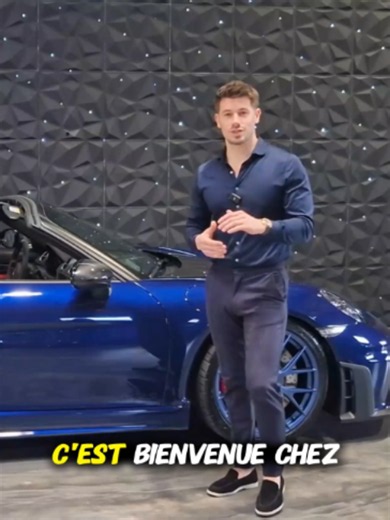 Capoter une Porsche 718 Spyder RS : montage de la capote en 2 min
