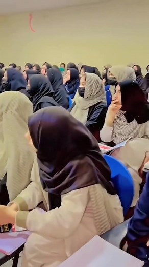 Presentation ✍️🗓️✏️📝#lecture #teach #teaching #fyp #1millionviews #foryou #jamalshah474