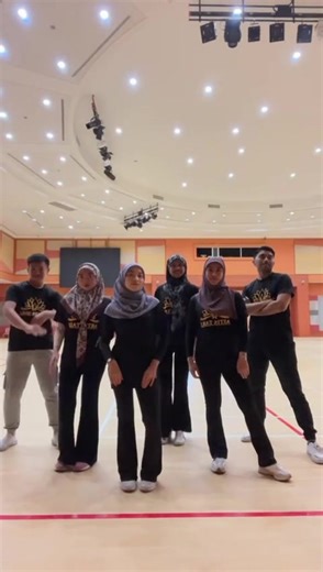 Brunei Traditional Dance Performances by Local Artists