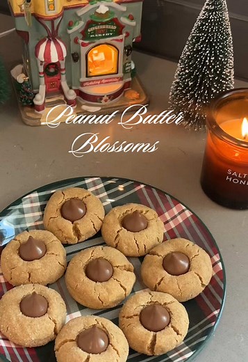 Peanut Butter Blossoms Recipe with Hershey’s Kisses