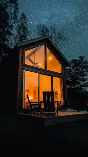 The perfect hideaway to talk about life ✨ 🌿 The Stoic 📍Red River Gorge, KY Share with the person you want to just talk about life with ❤️ . . . #airbnb #discoverthehideaways #redrivergorge #kentucky #uniqueairbnb | The Hideaways