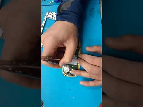 How to remove stuck sim card of Phone Nokia 3310