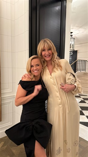 Reese Witherspoon on Instagram: "Female friendships are one of life’s greatest gifts 💕"