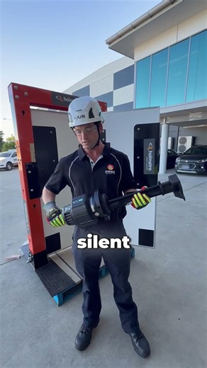 This hydraulic tool breaks deadbolts in seconds #tools #satisfying