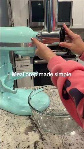 This stand mixer shredder attachment just saved me so much prep time in the kitchen 😮‍🍳 Perfect