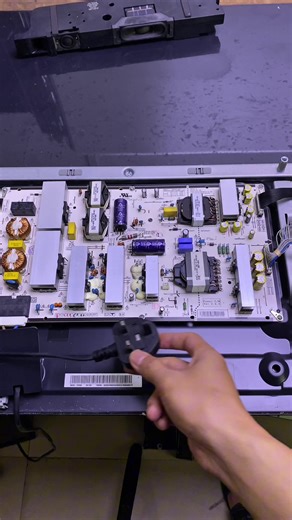 How to Discharge Electronic Devices Safely