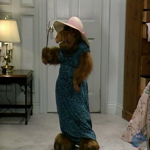 Alf wants his Pizza!