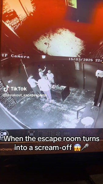 😂😈 #escaperoom #breakoutescaperooms #escaperooms #puzzlegame #breakout #fun #sydneyescaperooms #sydney #thingstodosydney #scream #foryou #foryoupage #fyp