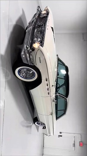 1961 Buick Electra 225 Cruising Through History: The Enduring Passion...
