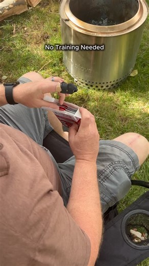 No training needed. Just open, pour, and press. BleedStop makes first aid simple when stress is high. 🩸 Shop all Bleedstop products on TikTok Shop, Amazon, and over 60,000 retailers nationwide. #EasyFirstAid #BleedStop #EmergencyCare #Preparedness #StopTheBleed | BleedStop