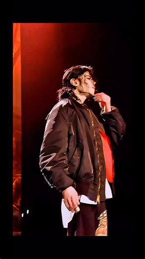 michael jackson fan account korea 마이클 잭슨 팬 계정 on Instagram: "Michael Jackson - Earth Song This Is It 2009 LAST REHEARSAL - LAST MICHAEL JACKSON'S REHEARSAL Earth Song This Is It Rehearsals - June 24, 2009. #michaeljackson #kingofpop #earthsong @michaeljackson"