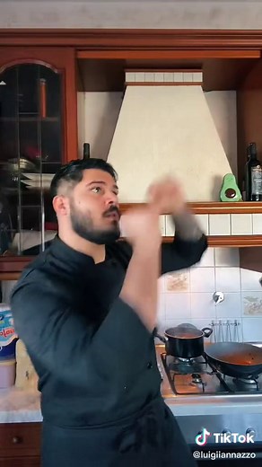 Authentic Italian Cacciucco di Gamberi Recipe