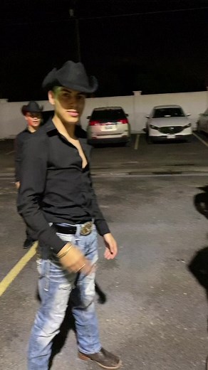 Wepa❤️🕺🏼🔥 #Ikonikdancers #SimlishSessions #Wepa #wepacumbia #Vaquero #Nenemalo #fypシ #Parati